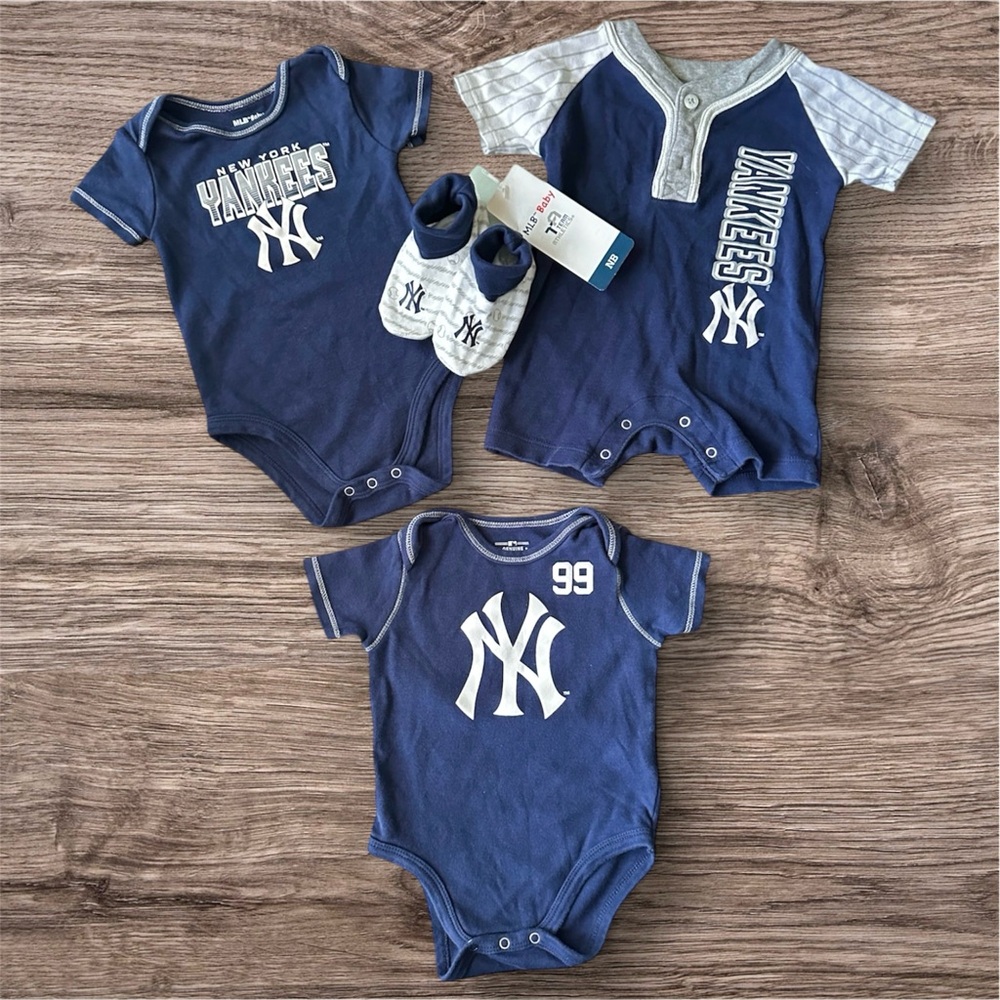 Yankees Aaron Judge #99 Baby Gift Set Multiple Sizes 3-6M & 9M + NWT Booties NB
